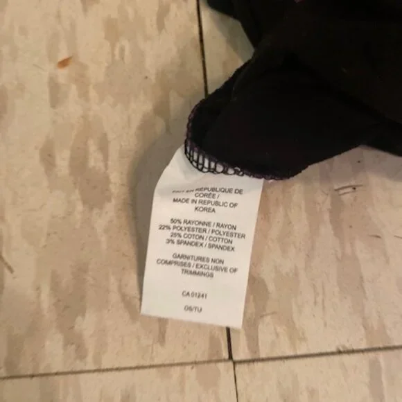 Black and Purple top - Picture 2 of 2